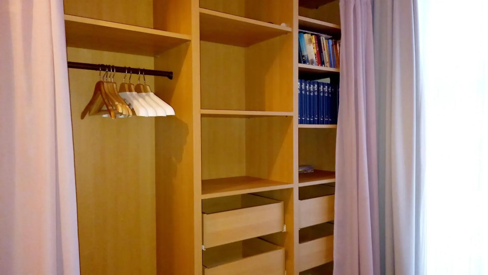 Apartament 72M2 Optimal F Miete Bis Max, 6 Mon, Direkt Bei U6 Wiedeń